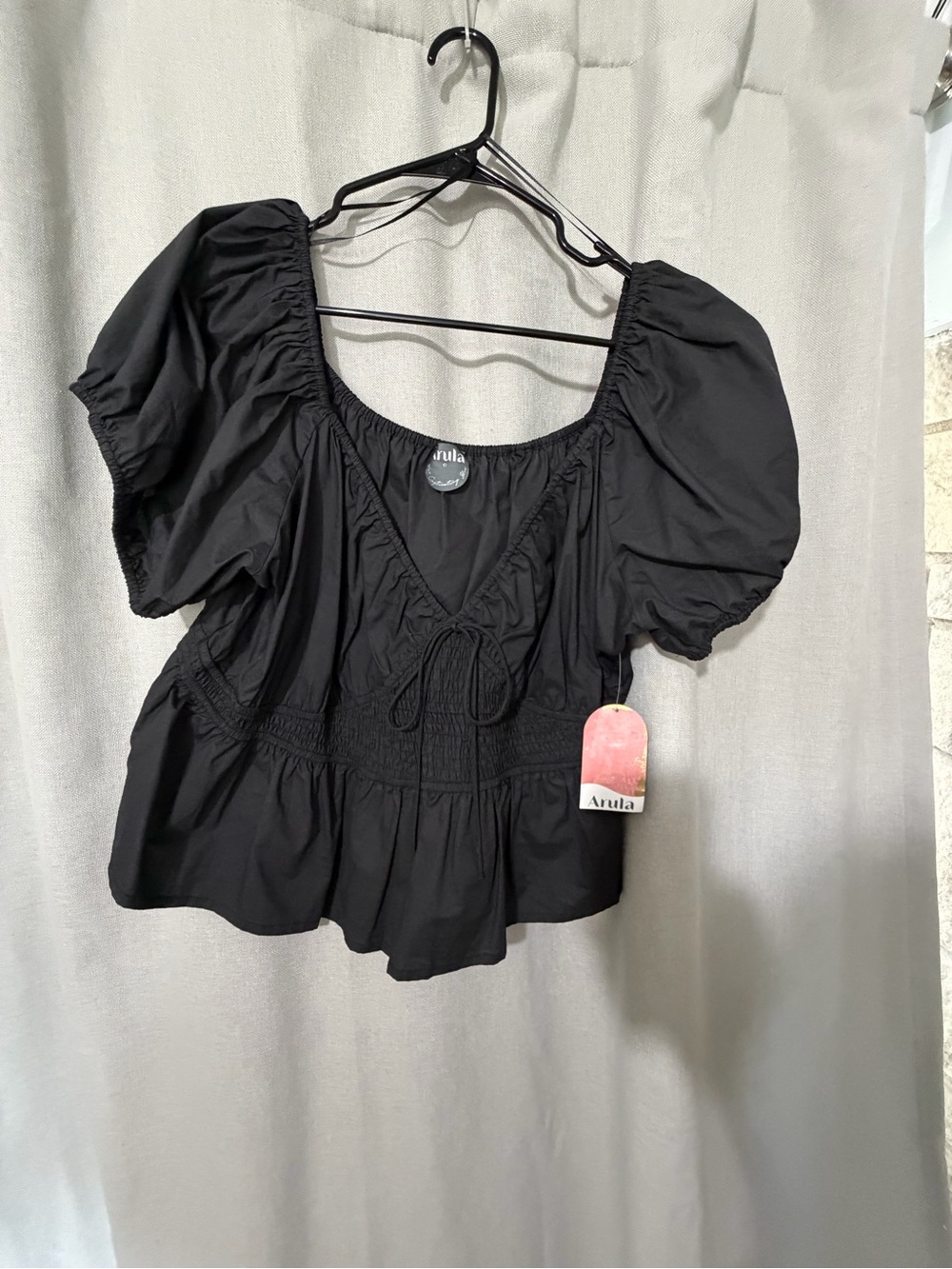 ARULA Black Puff Sleeve Smocked Peplum Top